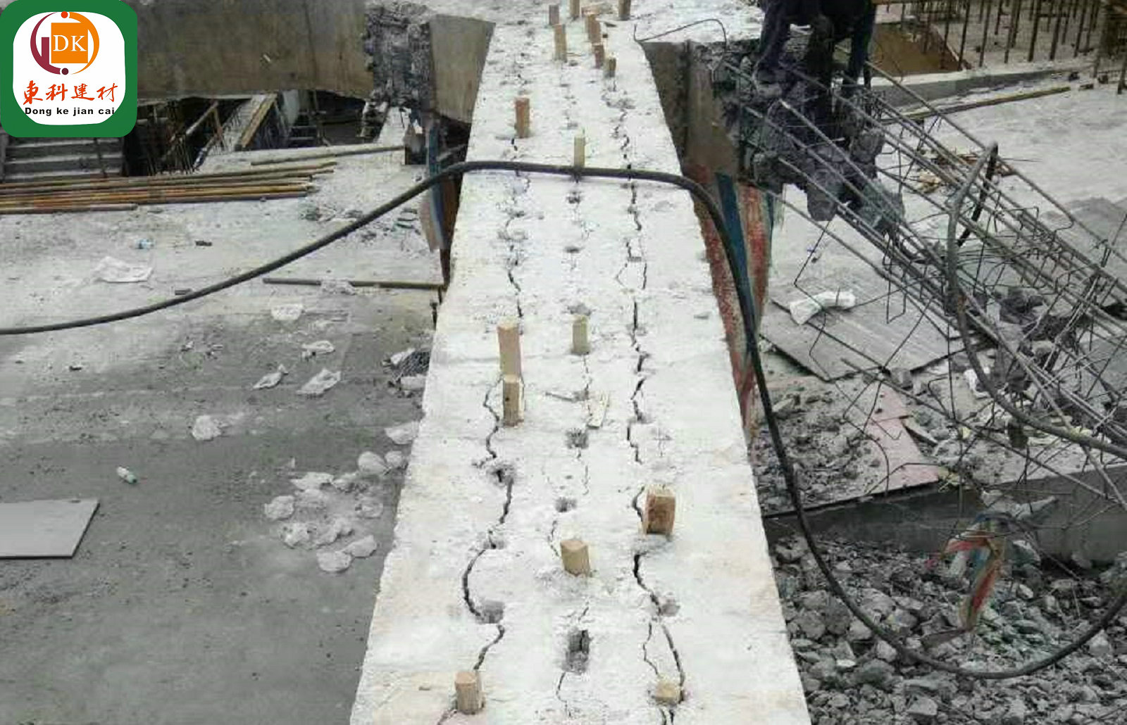 北京石头破碎剂