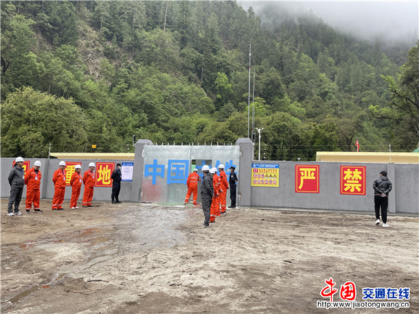 江苏雅林段民爆储存库筑造顺利通过验收